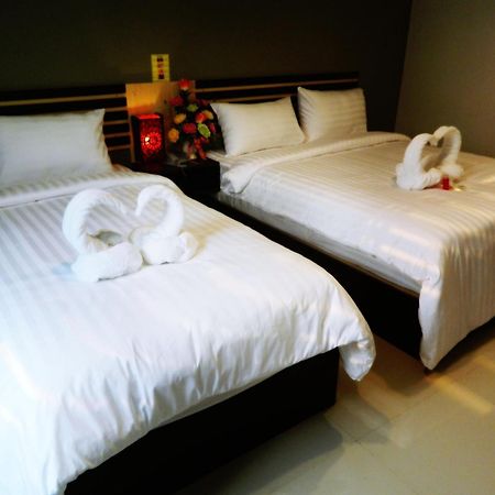 Nest Boutique Resort Bangkok Exteriör bild