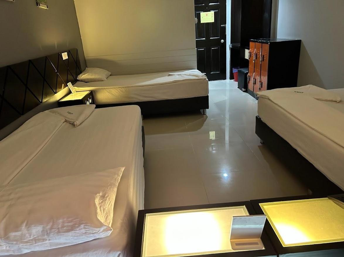 Nest Boutique Resort Bangkok Exteriör bild