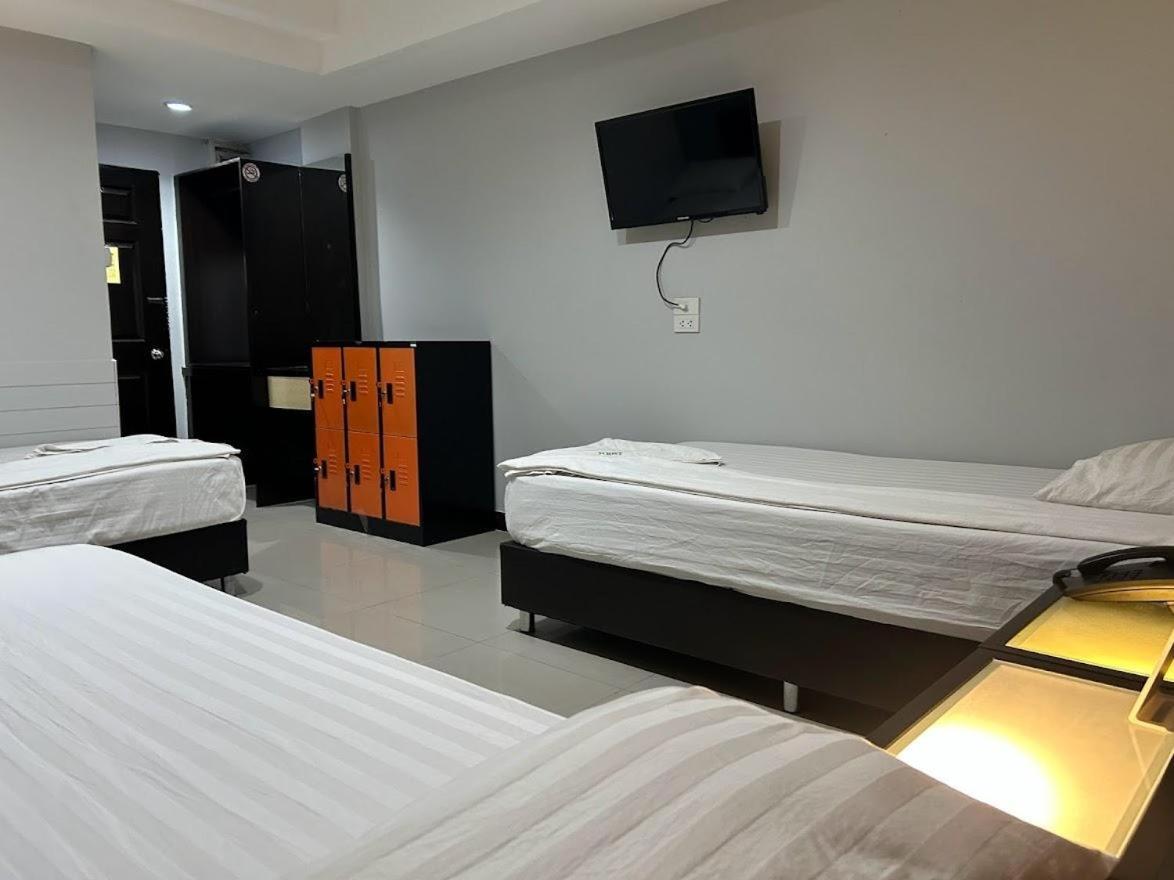 Nest Boutique Resort Bangkok Exteriör bild