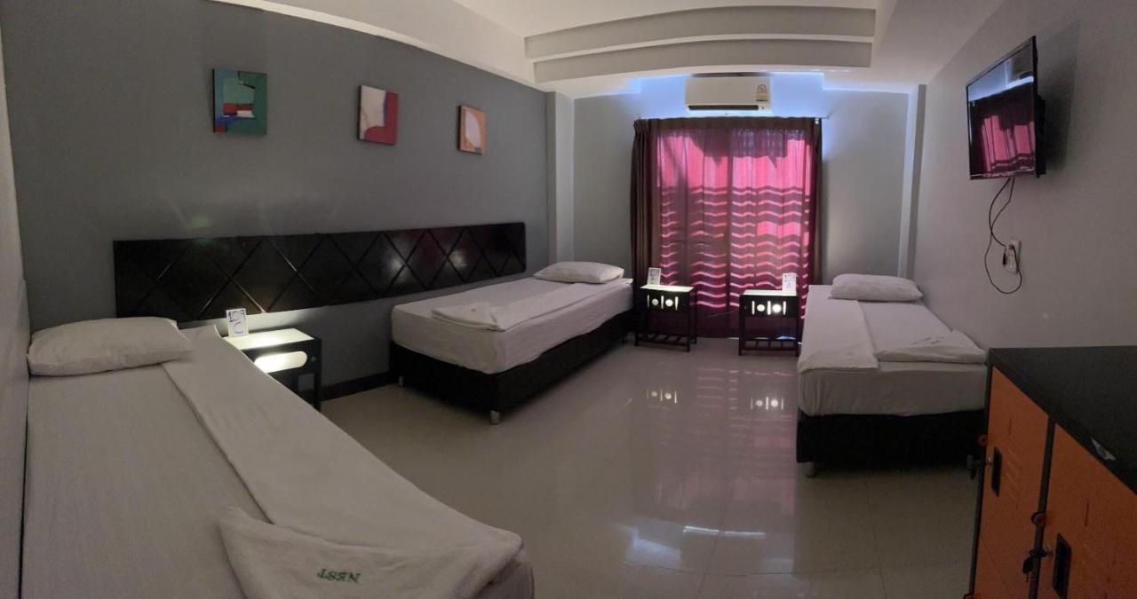 Nest Boutique Resort Bangkok Exteriör bild